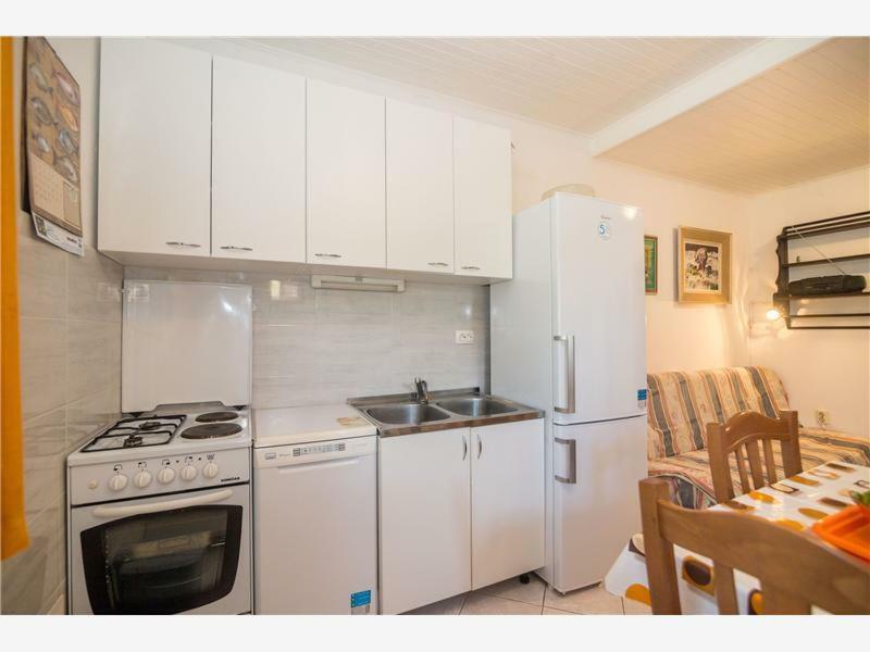 Apartments Maja Драшнице Екстериор снимка